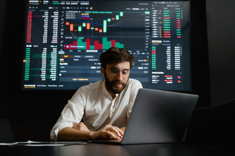 Escape Routes Are Lies: How Liquidity Mirages Are Trapping Crypto Traders Mid-Exit